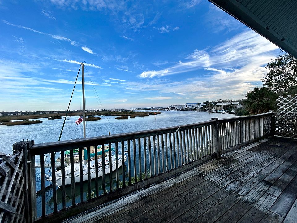 1st image of 601 S Ponce De Leon Blvd #F