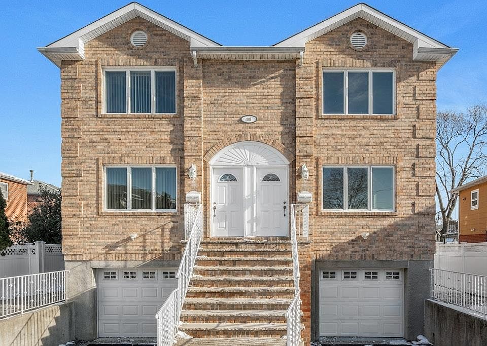 1st image of 88 Byron Ave