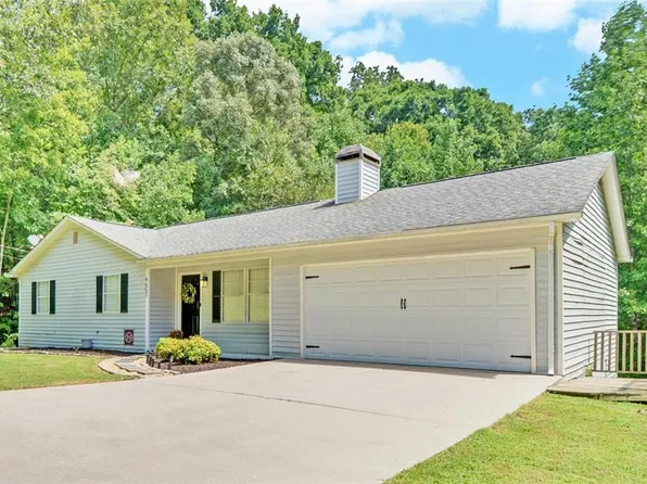 4052 Summit Chase, Gainesville, GA 30506