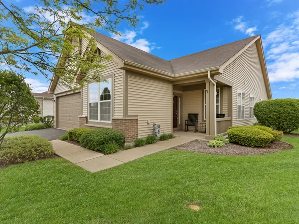 13211 W Sheffield Ln, Beach Park, IL 60083