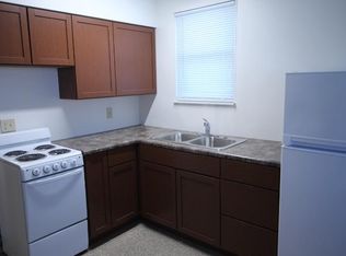 1145 S 11th St #2, Lincoln, NE 68502