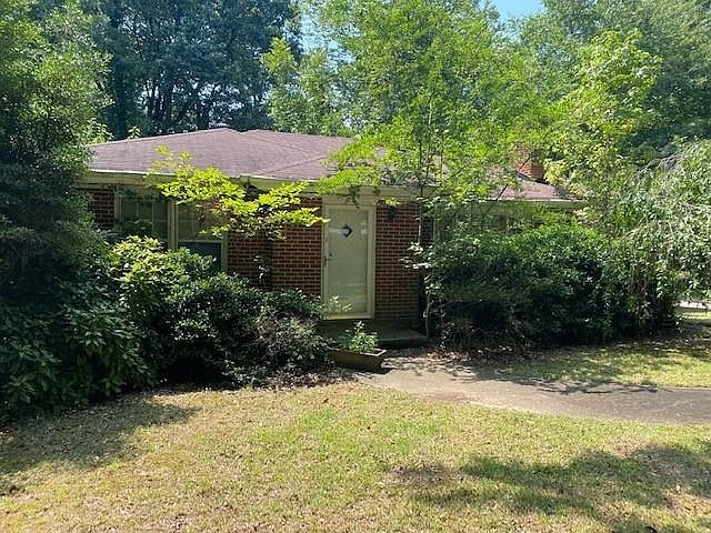 1st image of 980 Pecan St
