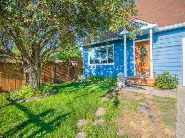 202 N Handy St, Post Falls, ID 83854