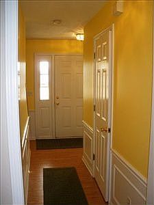 4th image of 2037 Parkview Dr