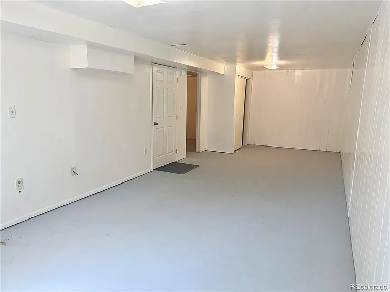 1666 Main St — Photo 18