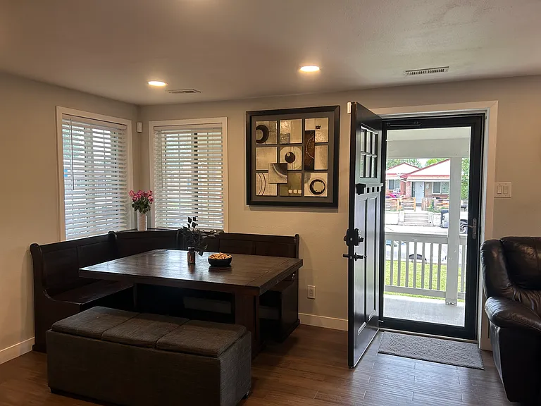 418 S Raleigh St — Photo 3
