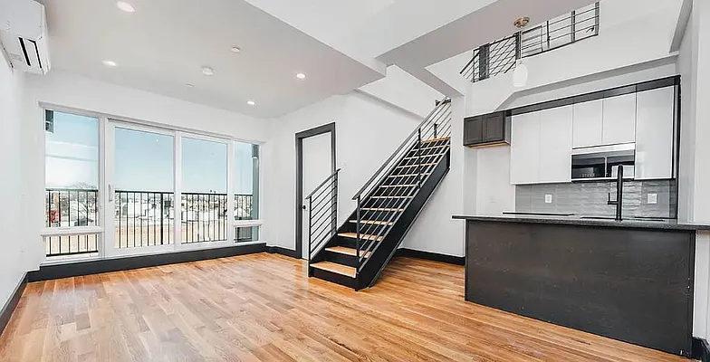 Rented by Skyhigh Realty NYC LLC | media 1