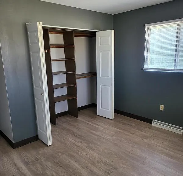 348 E Marquette St #7 — Photo 6