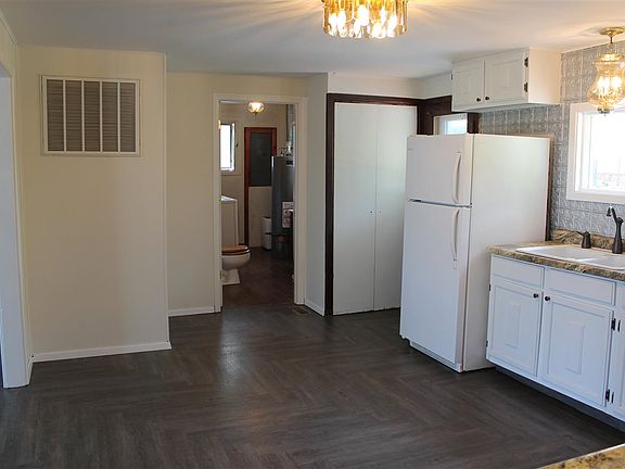 4th image of 25361 140th St