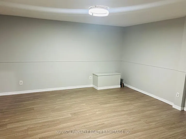 577 3rd St #39 — Photo 26