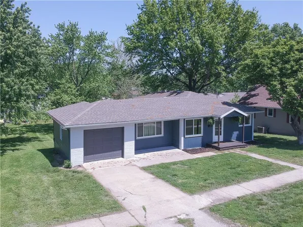 502 W Broadway St, Higginsville, MO 64037