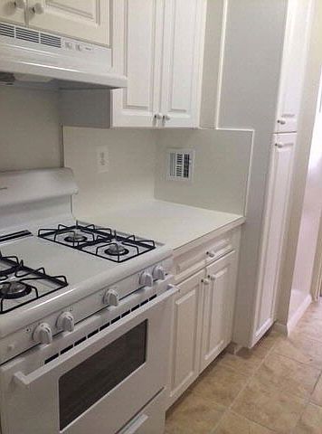 2nd image of 26 Ebbitts St APT 3T