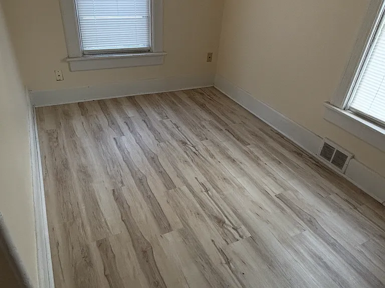 1723 N Cass St #2 — Photo 6