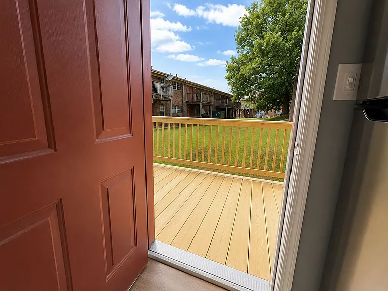 412 Fairfax Dr #6 — Photo 45