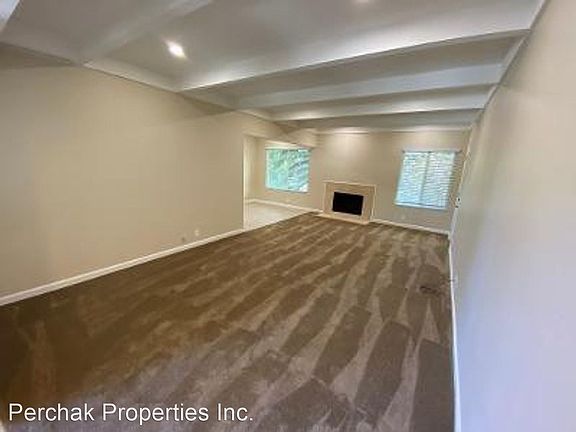 3rd image of 3549 Wildwood Ln