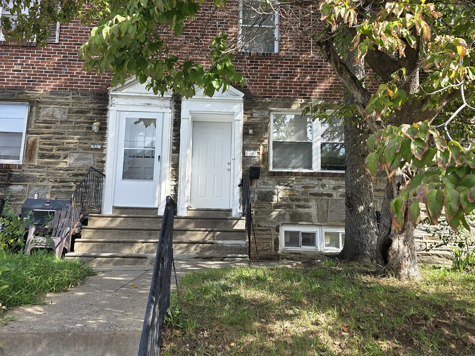 5 bed, 1700 sqft, $2,750 — Photo 1