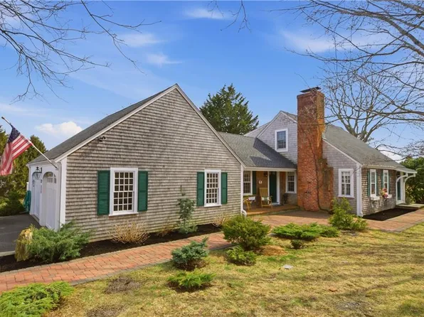 189 Lambie Cir, Portsmouth, RI 02871