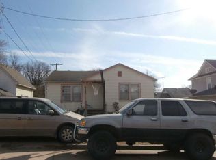 318 W 7th St, Wellington, KS 67152