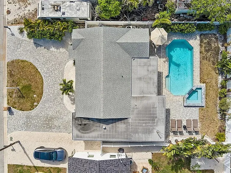 14024 N Bayshore Dr — Photo 43