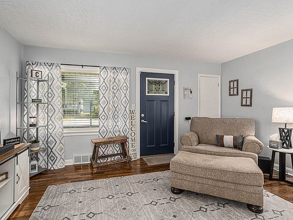 5th image of 206 Ludwig Ave