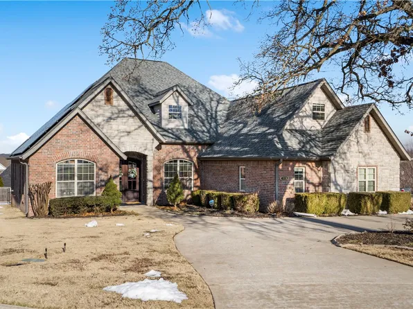 5130 Dover St, Springdale, AR 72764