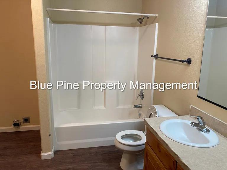 133 Clubhouse Cir #101 — Photo 6