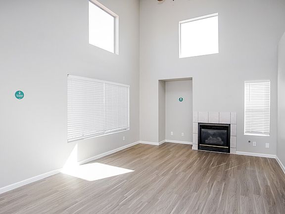 5th image of 716 Pine Field Ln