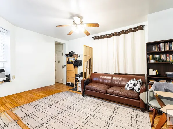 618 11th Street image 1 of 21