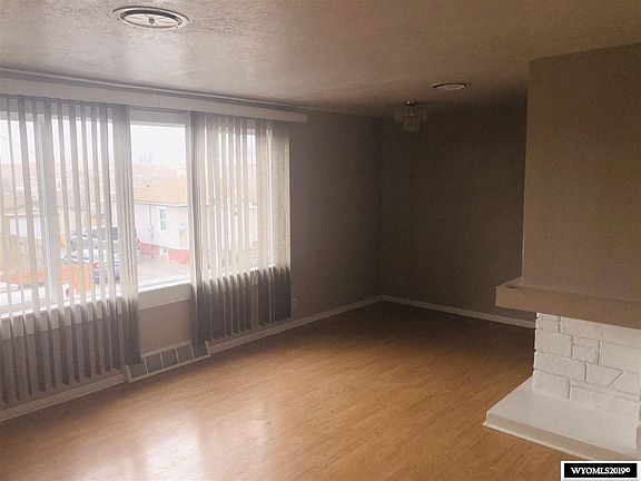 3rd image of 704 Wendt Ave