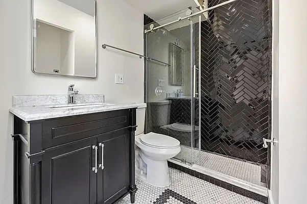 Rented by REAL New York | media 5