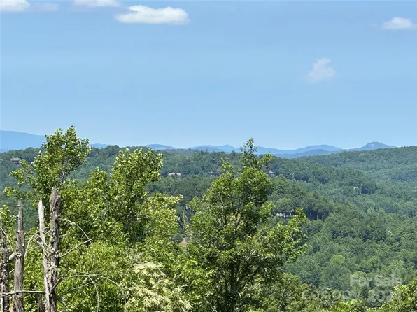 373 S Club Blvd, Lake Toxaway, NC 28747
