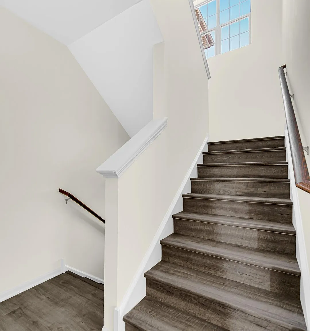 2159 Coral Ln — Photo 4