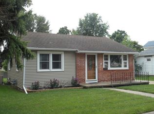 25 SE 4th St, Galva, IL 61434
