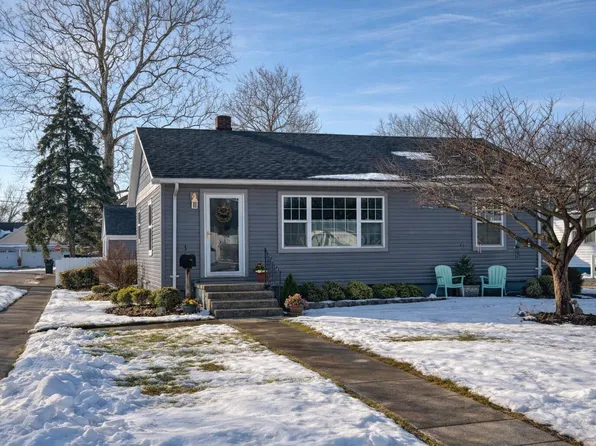 903 W Grove St, Rensselaer, IN 47978