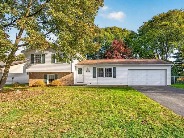 253 Pearson Ln, Rochester, NY 14612