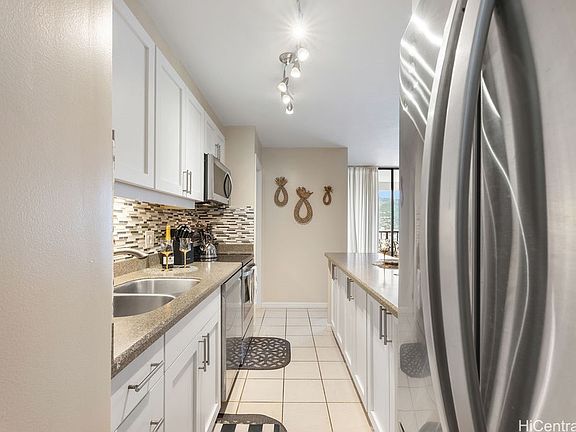 3rd image of 1778 Ala Moana Blvd APT 2818
