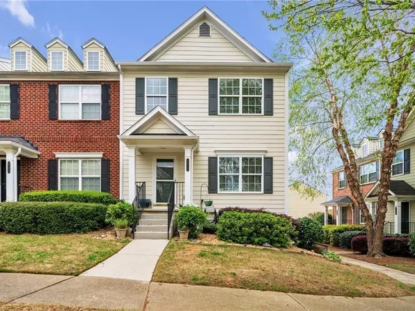 614 Market Place Ln, Woodstock, GA 30188