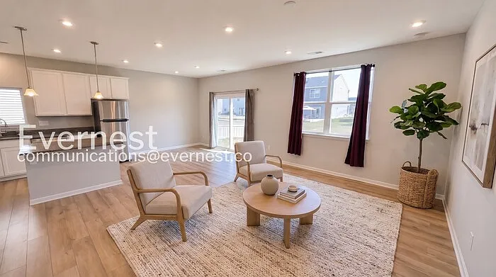 89 Hutchison St — Photo 3