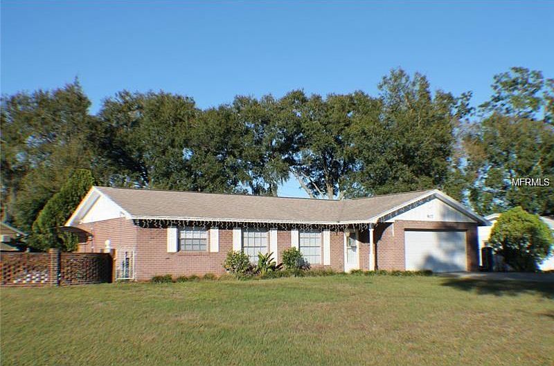 1st image of 907 Crescent Pkwy