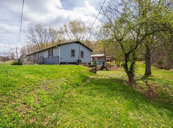 2nd image of 36 Greenwood Ln