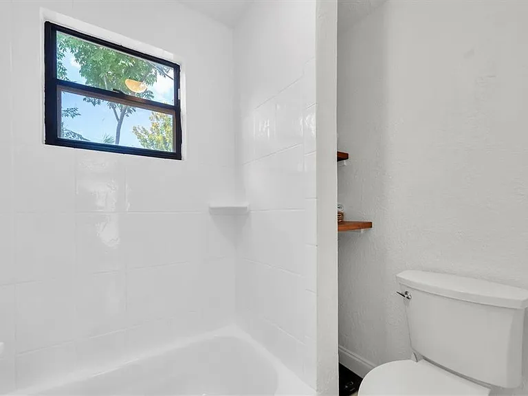 1840 51st St S — Photo 33
