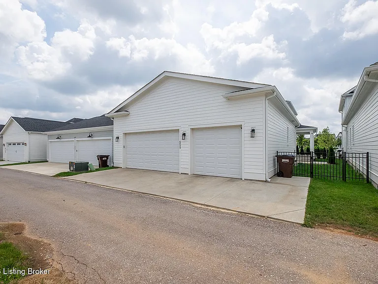 6024 Passionflower Dr — Photo 6
