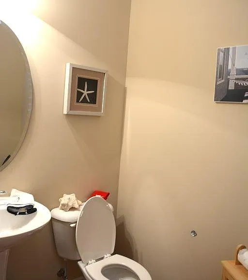 1066 Kingston Grove Dr — Photo 11
