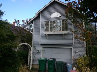 5316 8th Ave NE, Seattle, WA 98105
