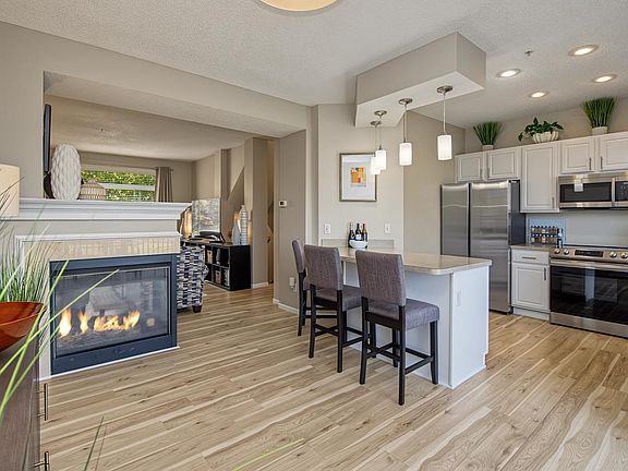 4th image of 8808 Brunell Way #402