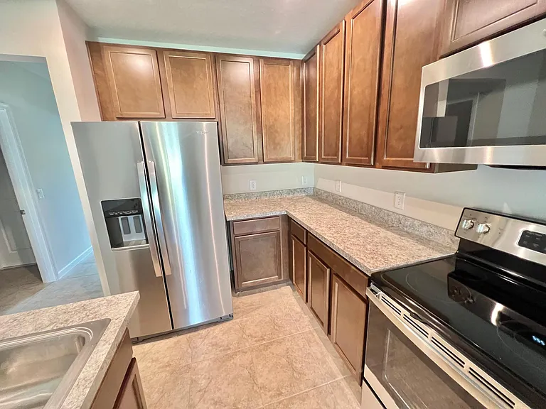 17914 Turning Leaf Cir — Photo 6