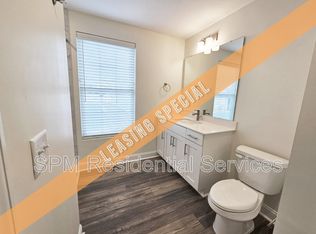 214 Red Cross St #303, Wilmington, NC 28401