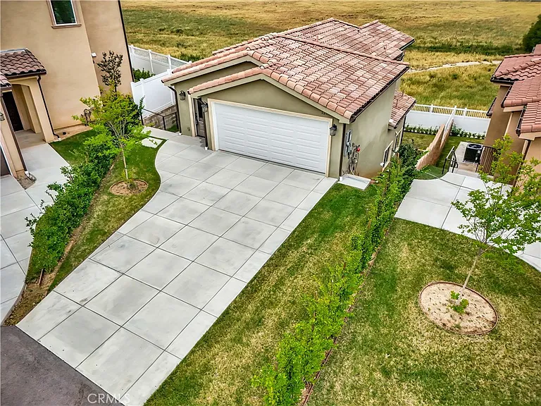 12515 Haleh Ln — Photo 29