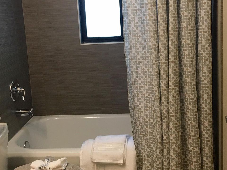 Highland 115 Highland Ave Burlingame, CA Zillow Apartments for Rent in Burlingame