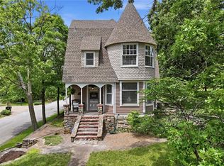 706 W Wall St, Harrisonville, MO 64701